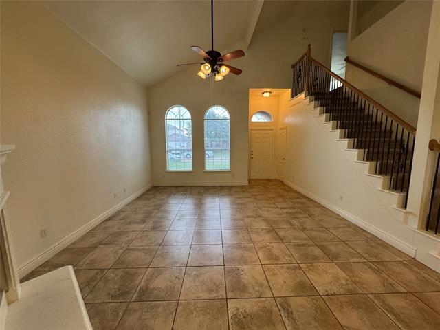 Building Photo - 8213 3 Bars Dr