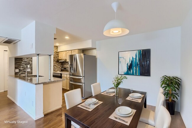 Building Photo - Charming 2-Bed, 1.5-Bath Home in Denver | Updated & Move-In Ready