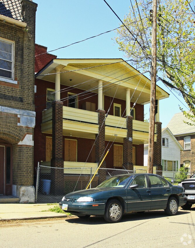 Foto del edificio - 1188 E 61st St