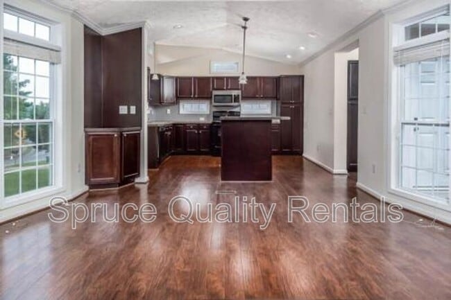 Building Photo - 2612 Lineberry Dr