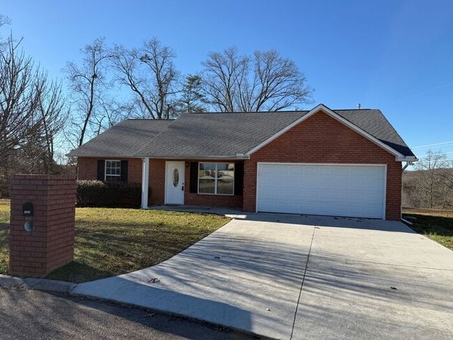 Photo - Halls Single Family Home in Cul-de-sac!