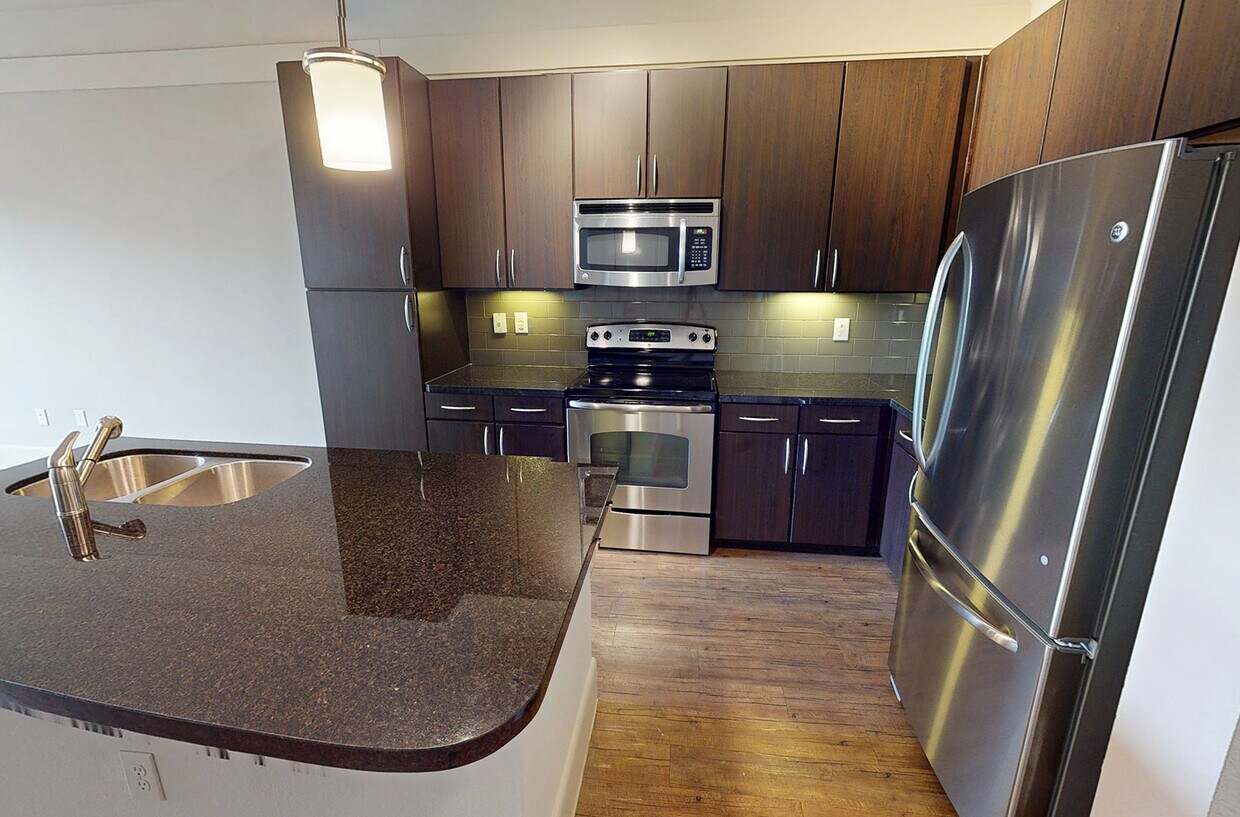 Photo - District at Greenbriar Apartments