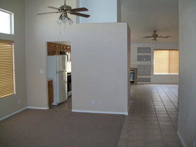 Building Photo - 7854 Rain Shadow Ct