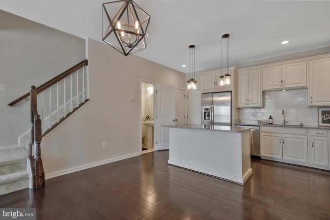 Building Photo - 23580 Buckland Farm Terrace