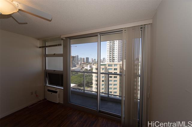 Foto del edificio - 1315 Kalakaua Ave