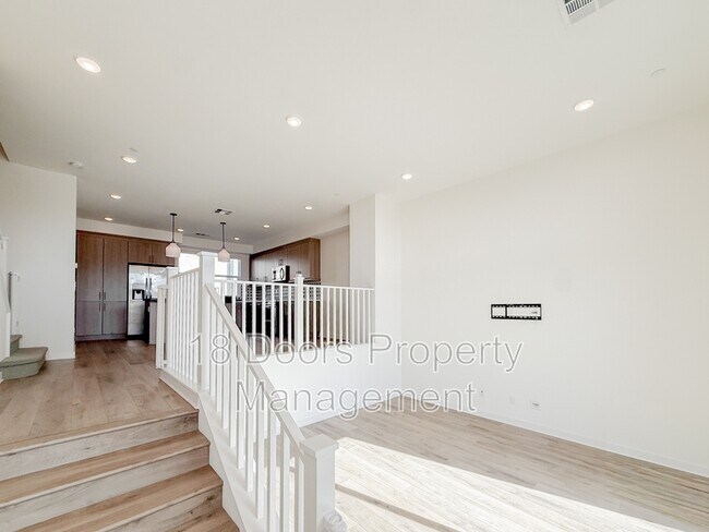 Foto del edificio - 10482 San Diego Mission Rd