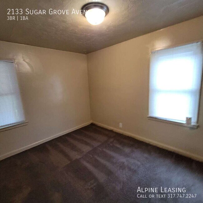 Foto del edificio - 2133 Sugar Grove Ave