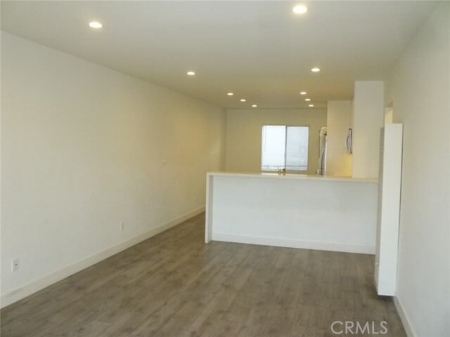 Building Photo - 16417 Denker Ave