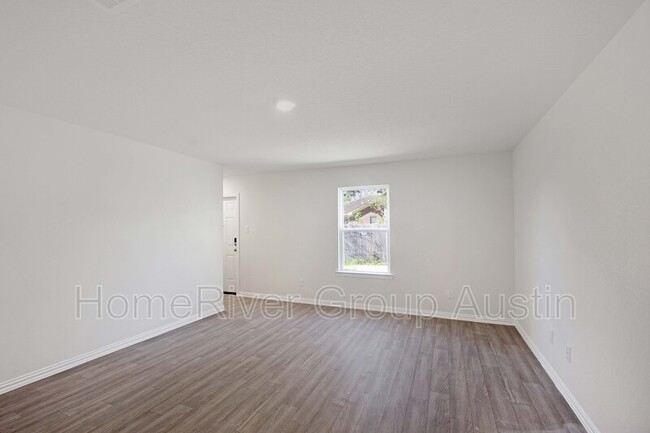 Building Photo - 2705 Bosque Blvd