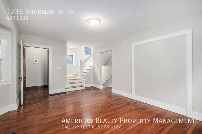 Building Photo - 1236 Sherman St SE