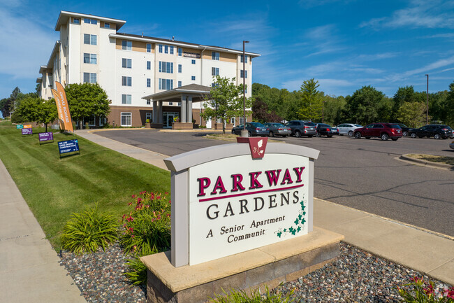 Parkway Gardens Senior Apartment Community - Parkway Gardens Senior Living 55 & Better