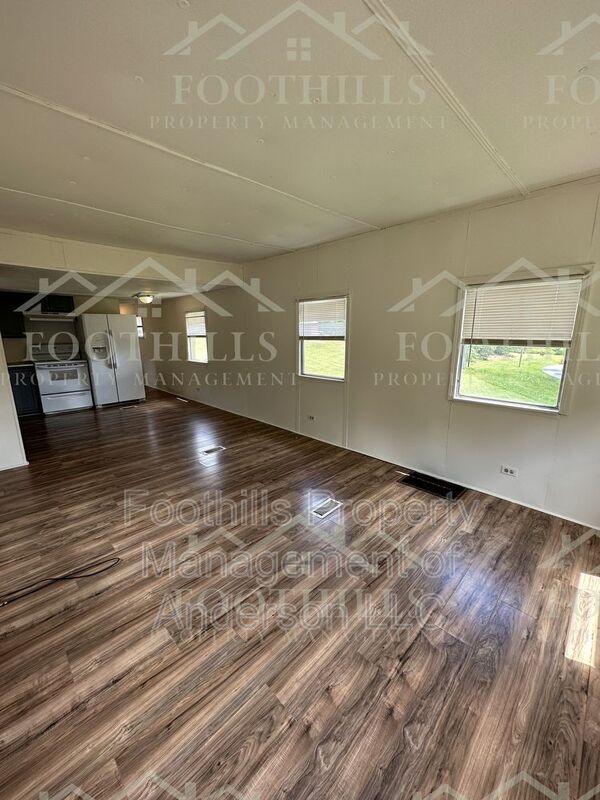 Foto del edificio - 1478 Greenfield Rd