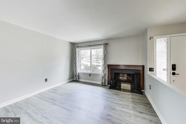 Foto del edificio - 18509 Owl Run Way