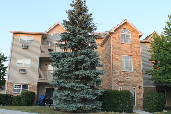 Building Photo - 1545 Crystal Rock Ct