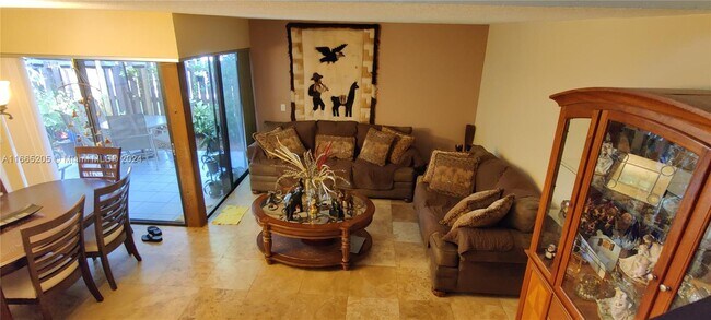 Foto del edificio - 11105 SW 132nd Ct