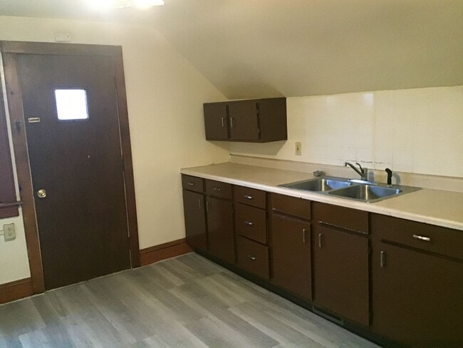 Foto del edificio - 2737 N 55th St