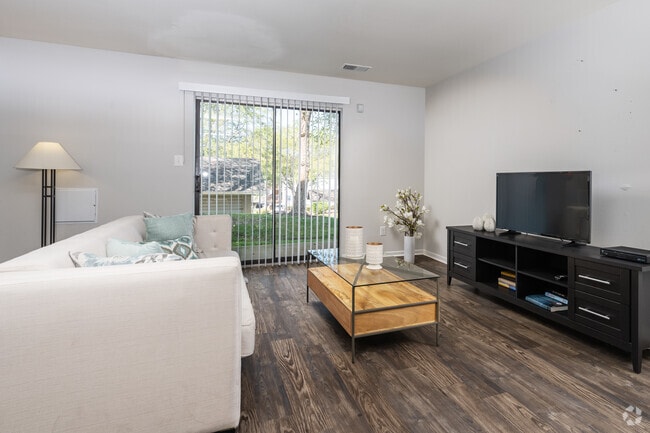 Interior Photo - Highgrove at Big Bend