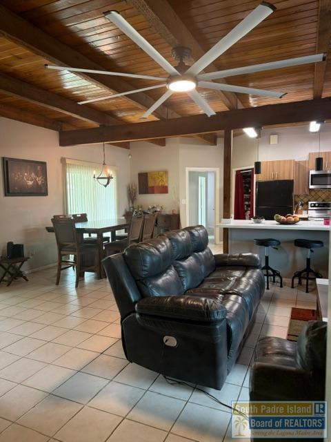 Foto del edificio - 1025 Beach Blvd