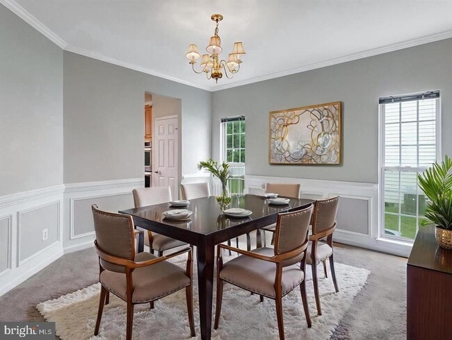 Foto del edificio - 5213 Yellow Birch Dr