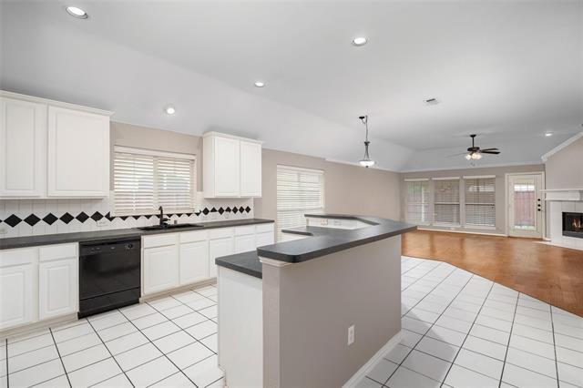 Foto del edificio - 5520 Sundance Dr