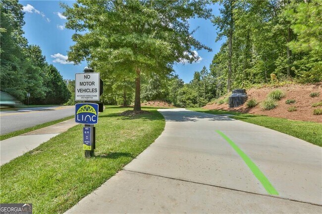 Foto del edificio - 195 Village Park Dr