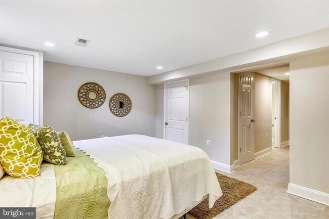 Foto del edificio - 2009 Lawrence St NE