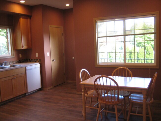 Building Photo - 2091 NW Taylor Ave