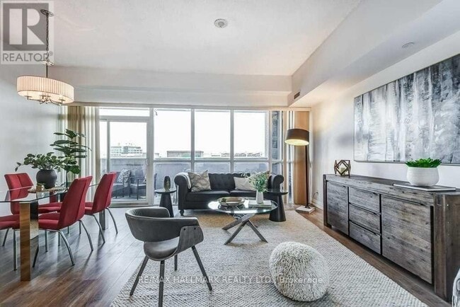 Building Photo - 85 The Donway W