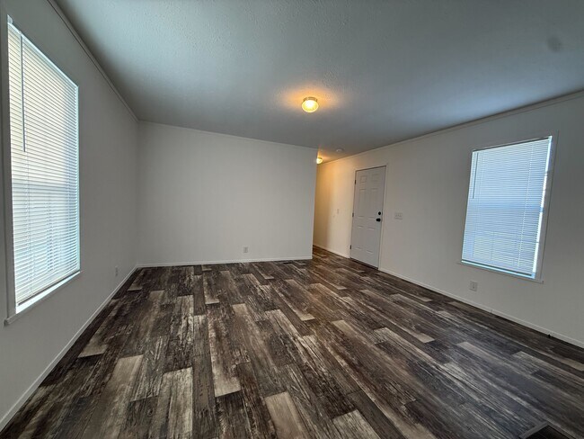 Building Photo - 11719 Cascade Cir