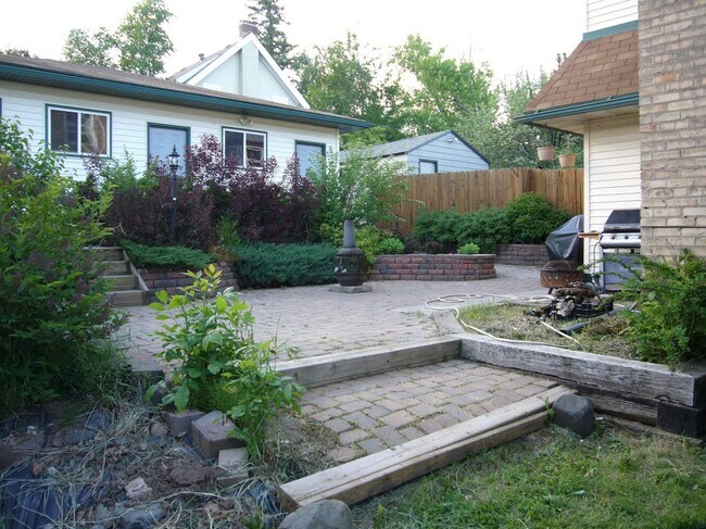 Foto del edificio - 1927 E 5th St