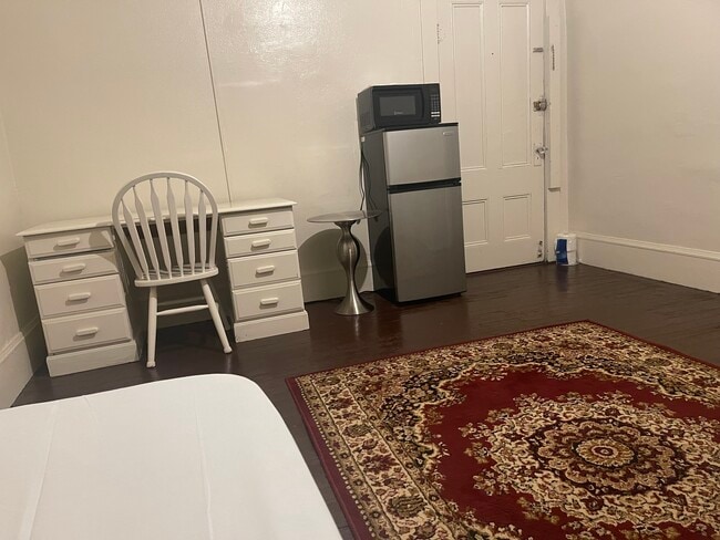 Photo - 1086 41st St House