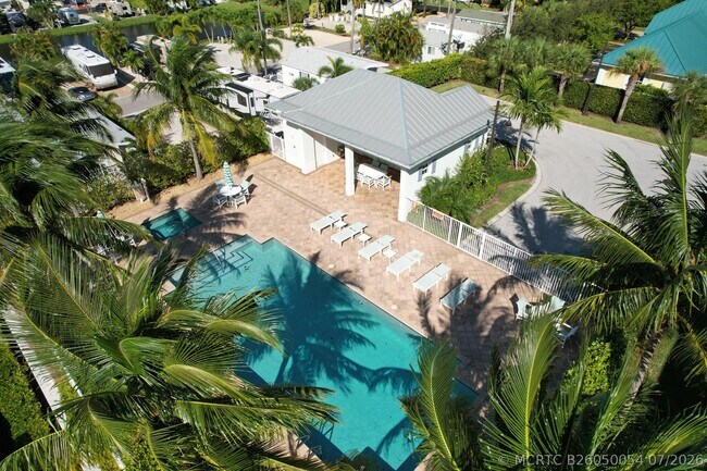 Foto del edificio - 144 Ocean Breeze Dr