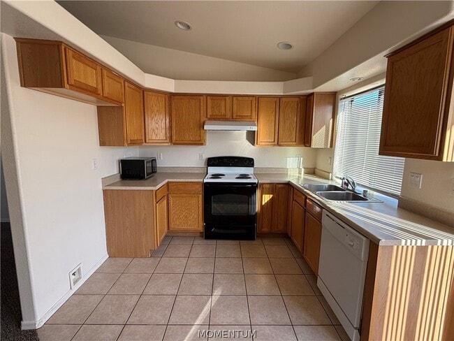 Building Photo - 9830 Needles Dr