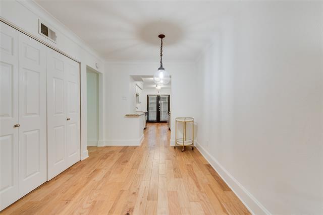 Foto del edificio - 7732 Meadow Rd