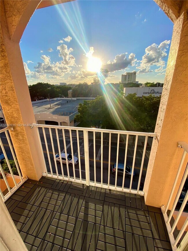 Foto del edificio - 199 SW 12th Ave