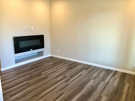 Building Photo - 14845 E Belleview Dr