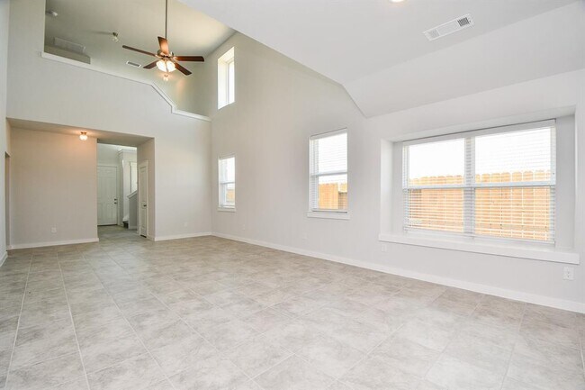 Building Photo - 7542 Coral Ter Dr