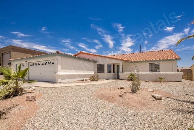 Foto del edificio - SOUTHSIDE POOL HOME