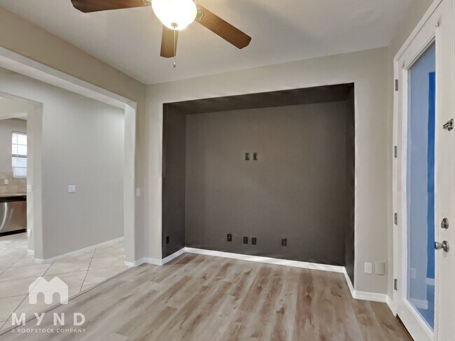 Building Photo - 451 S Hawes Rd