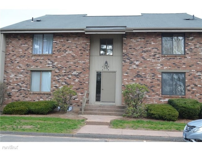 Building Photo - 1 br, 1 bath Condo - 23 Amato Dr.