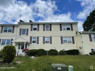 Building Photo - 236 Sawmill Rd
