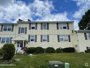 Building Photo - 236 Sawmill Rd