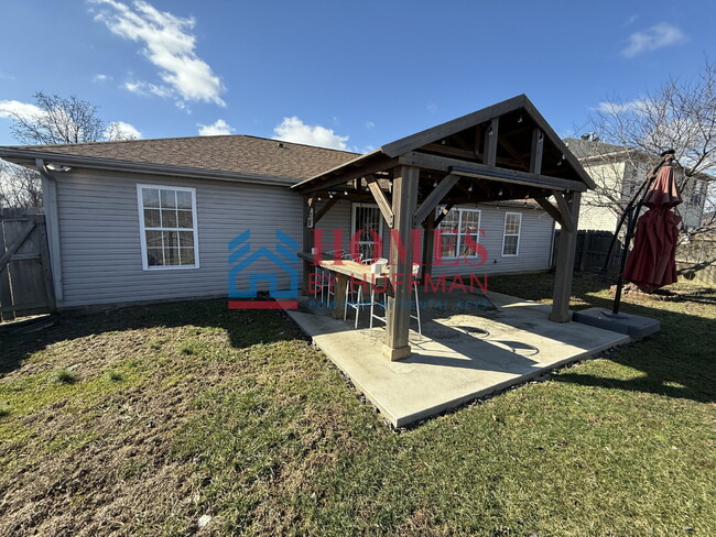 Building Photo - Northside | Three Bedroom | Two Bath House