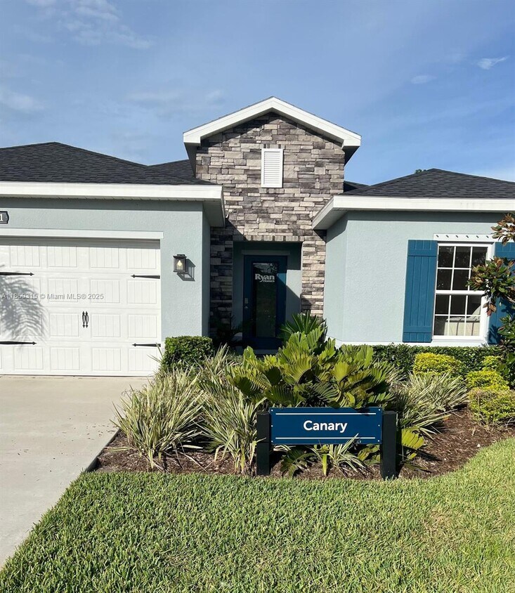 Foto principal - 1121 172nd Ct E