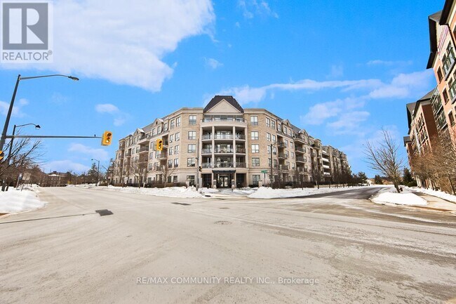 Photo du bâtiment - 180 John West Way