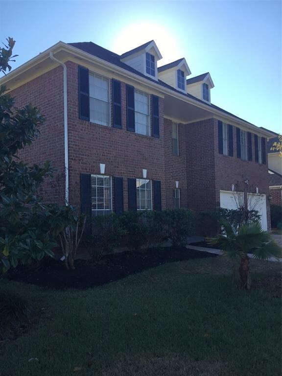 Foto del edificio - 8403 Rose Garden Dr