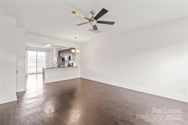Building Photo - 2564 Tranquil Oak Pl