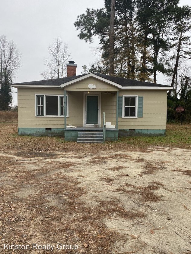 Primary Photo - 3 br, 1 bath House - 217 Tyree Rd