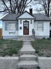 Building Photo - 445 2nd St
