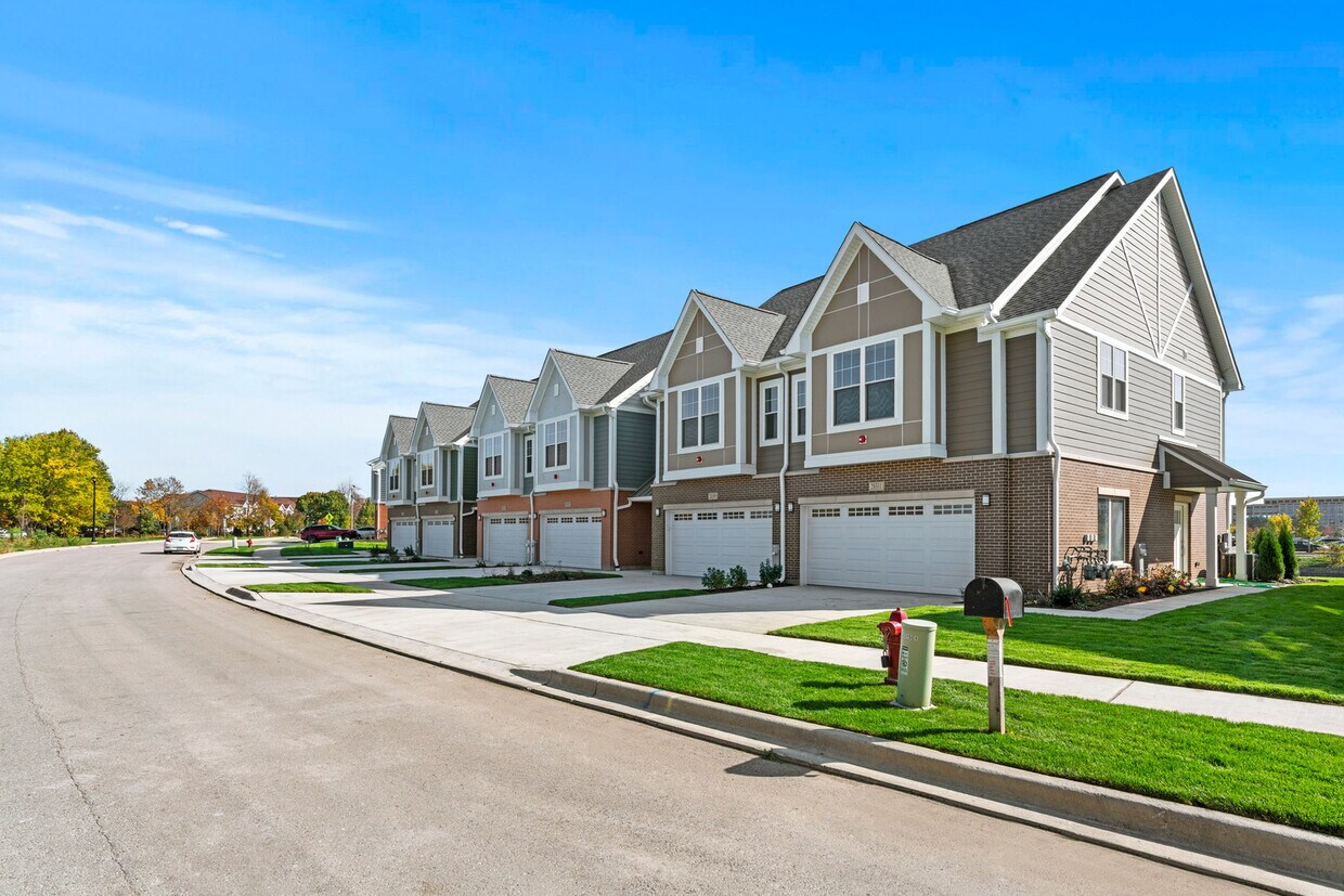 Foto principal - 28309 Torch Pkwy